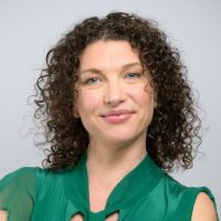 Dr Rebecca Mackenzie-Proctor